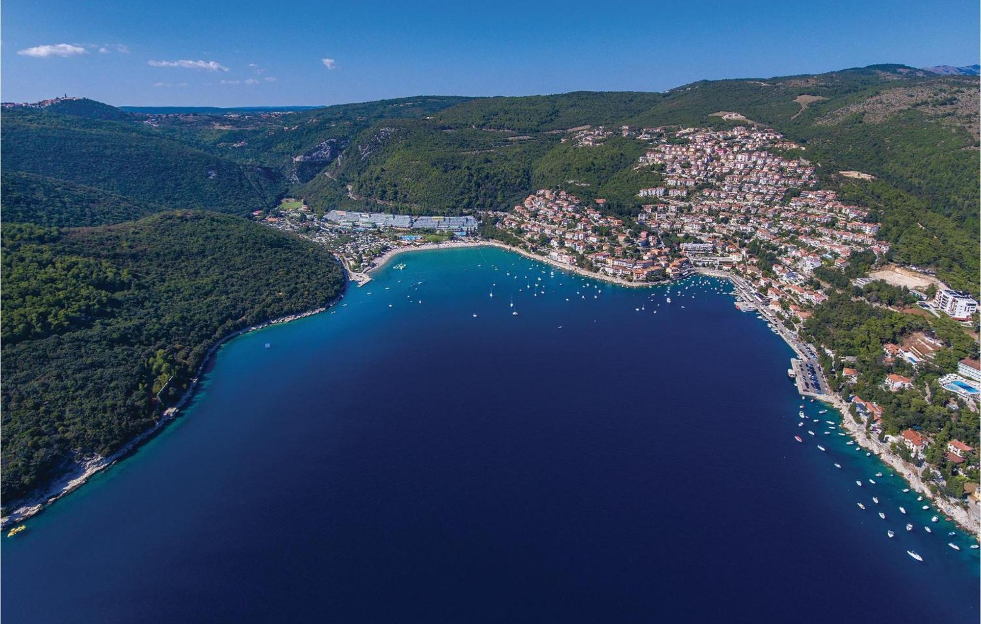 Gorgeous Home In Labin With Outdoor Swimming Pool ภายนอก รูปภาพ
