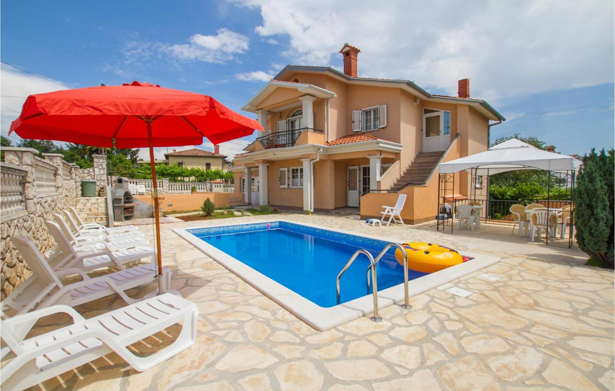 Gorgeous Home In Labin With Outdoor Swimming Pool ภายนอก รูปภาพ