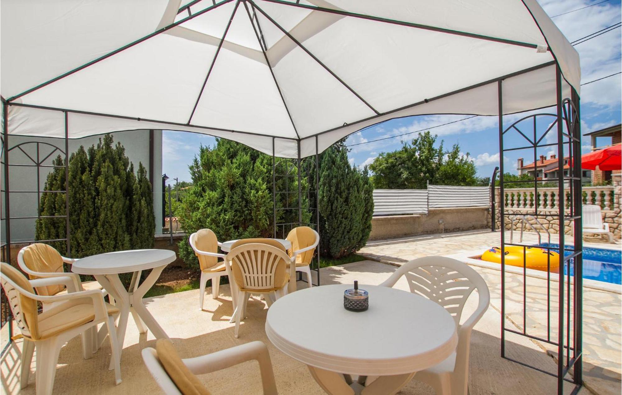 Gorgeous Home In Labin With Outdoor Swimming Pool ภายนอก รูปภาพ